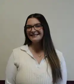 valentina-oppici Meghan<br />
Gumbman, LCSW, CDP Director of Geriatric Services